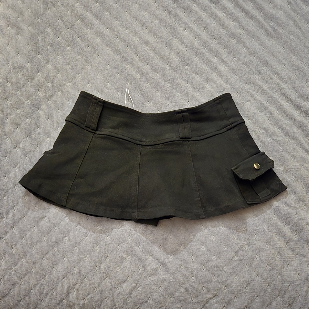 ☆ SugarAndVapor Nikki Black Mini Denim Skort